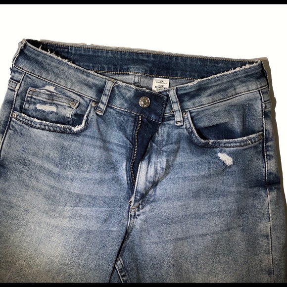 Women’s Jeans - Picture 4 of 5